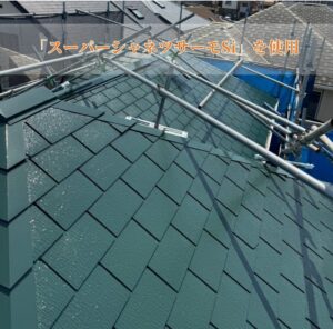 おかちゃんペイント　屋根工事　屋根塗装　塗装　上塗り