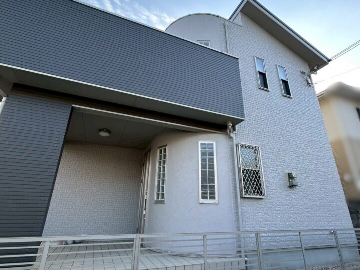 明石市Ｔ様邸バーチグレー×ウィザードコッパーで上品な外観へ！シリコンREVO1000-IRで長持ち外壁塗装　