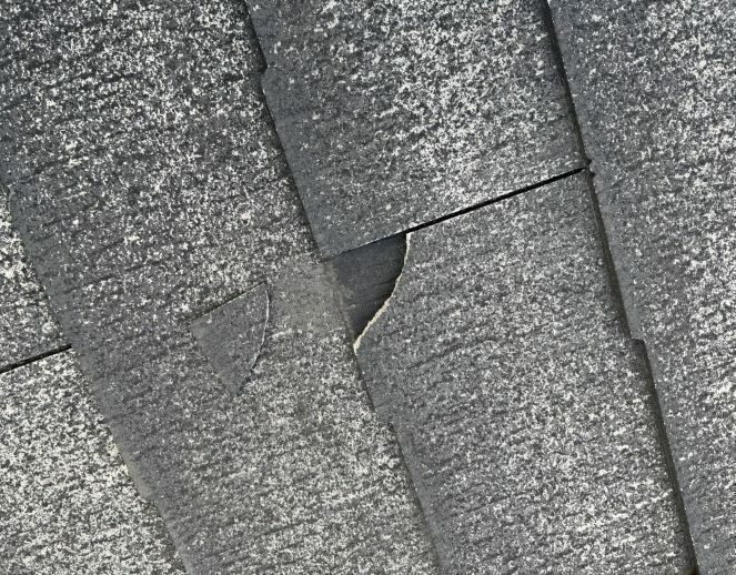 屋根欠け　欠損